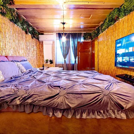 Veliko Tarnovo-centur-vintage House-jacuzzi In The Room-private Garden